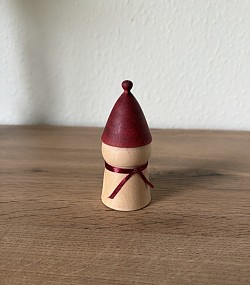 80kr. Højde 10 cm.